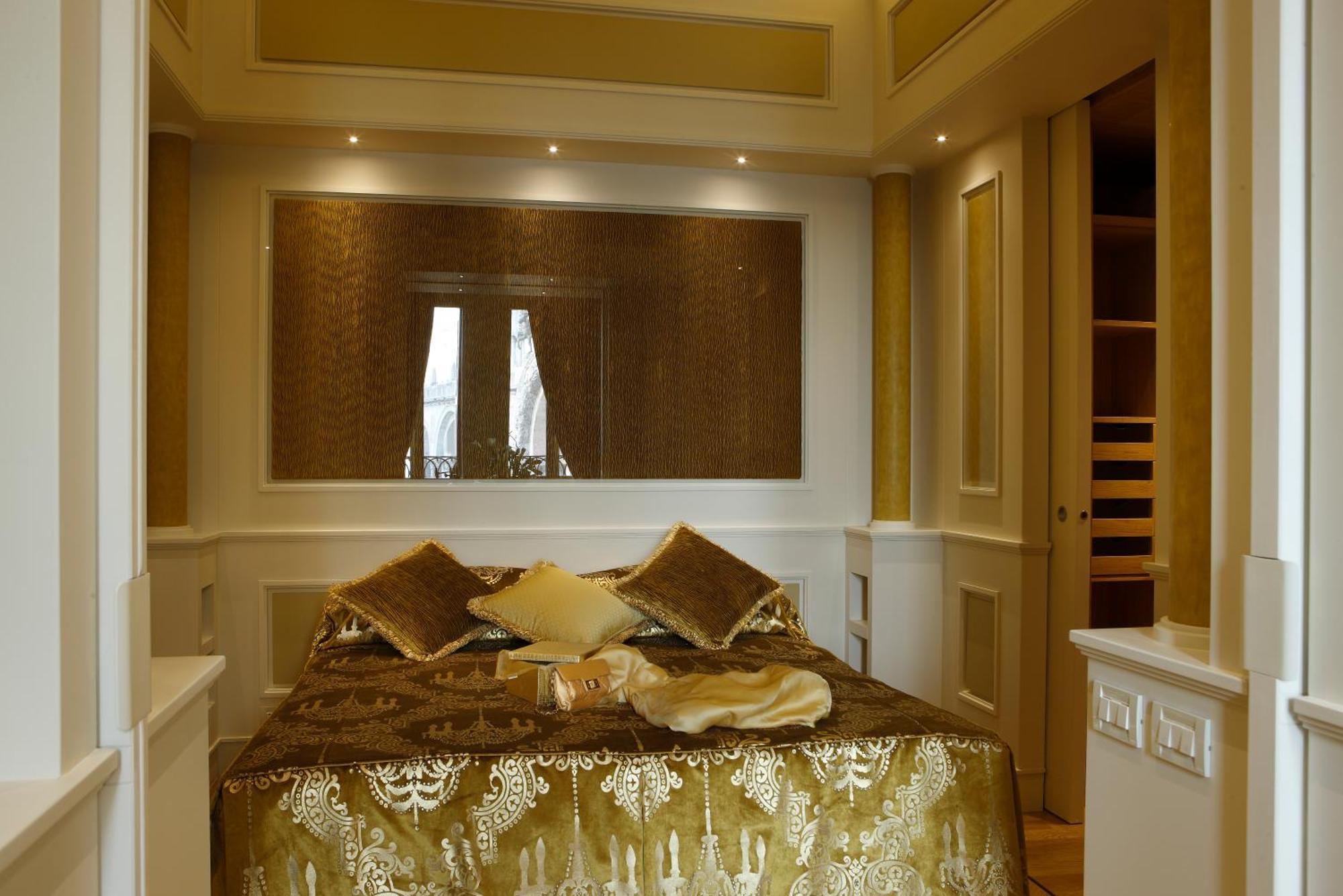 Canaletto Luxury Suites - San Marco Luxury Venedig Exterior foto